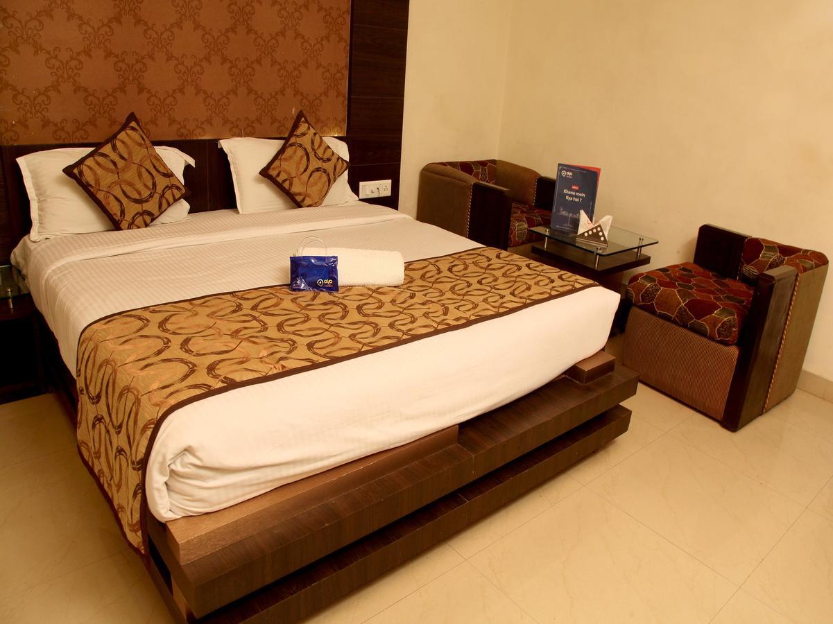Oyo 905 Galaxy View Hotel Prayagraj Exterior photo
